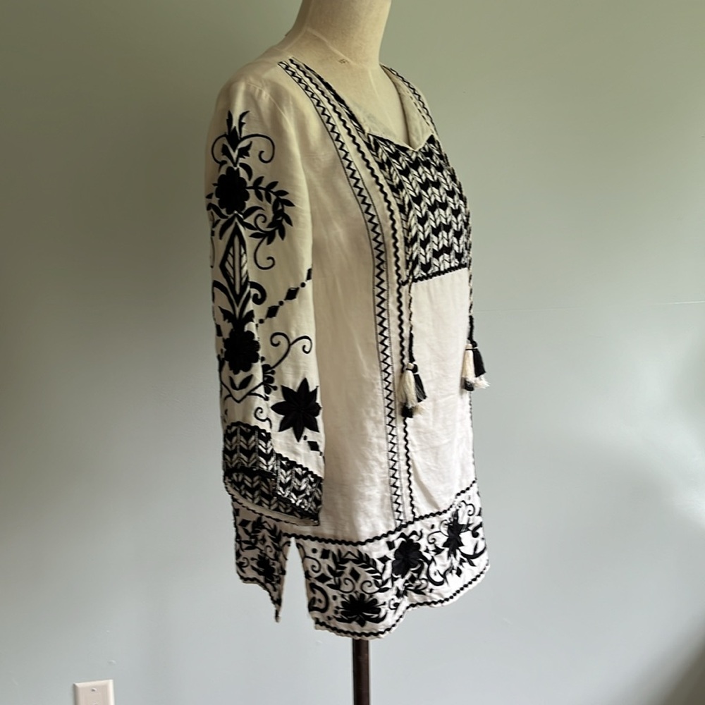 Chico’s Vintage Embroidered Tunic - Picture 6 of 11